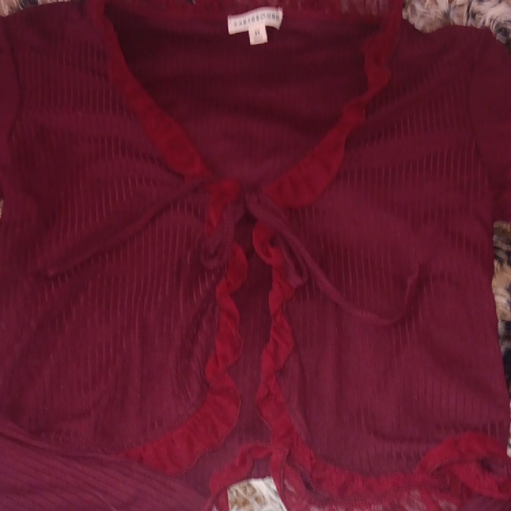 EARTHBOUND Maroon Ruffled Top - Picture 3 of 4